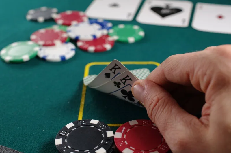 Trình tự chia bài 9 điểm giúp cược thủ chiến thắng sòng bạc